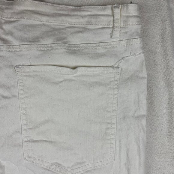 Saints & Hearts White Bell Bottoms Jeans Size 3XL Flare High Rise Denim Disco - Picture 9 of 14
